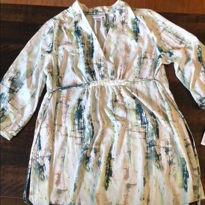 NWT Liz Lange Maternity blouse size Large